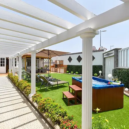 Jacuzzi & Garden Holiday Home Playa del Ingles  Exterior photo