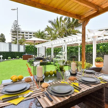 Jacuzzi & Garden Holiday Home Playa del Ingles  Exterior photo